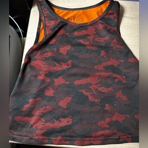 Fleo medium crop tank